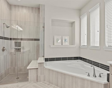 6637 Elderberry Way - Photo Thumbnail 22