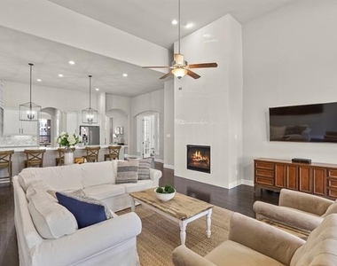 6637 Elderberry Way - Photo Thumbnail 15