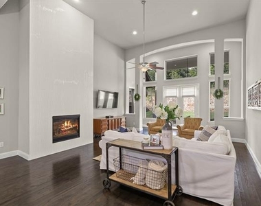 6637 Elderberry Way - Photo Thumbnail 14