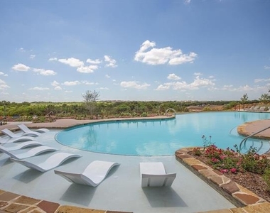 6637 Elderberry Way - Photo Thumbnail 34