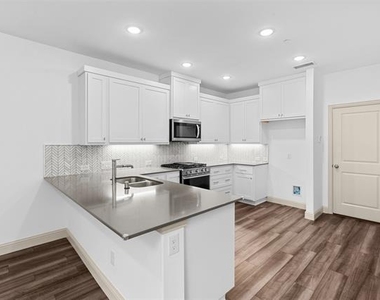 6140 Silverado Trail - Photo Thumbnail 4