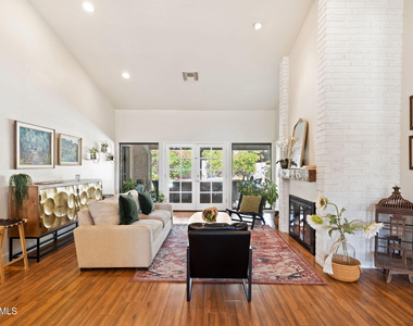 12917 N 75th Street - Photo Thumbnail 5