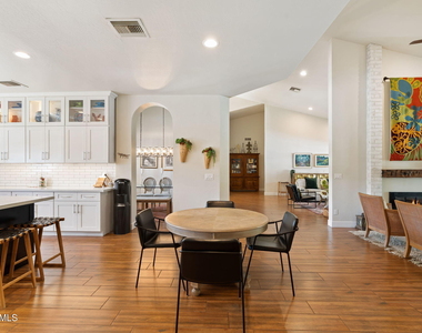 12917 N 75th Street - Photo Thumbnail 16