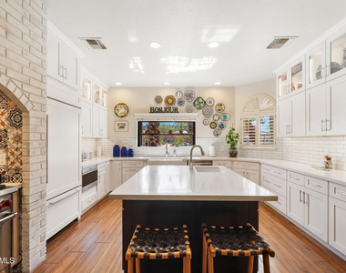 12917 N 75th Street - Photo Thumbnail 17