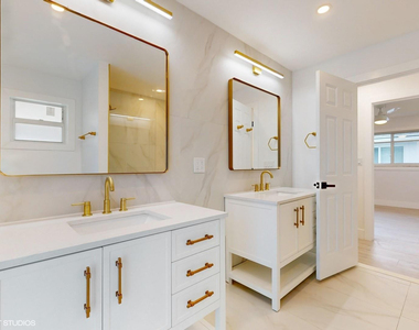 4761 Ne 28th Avenue - Photo Thumbnail 22