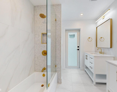 4761 Ne 28th Avenue - Photo Thumbnail 21
