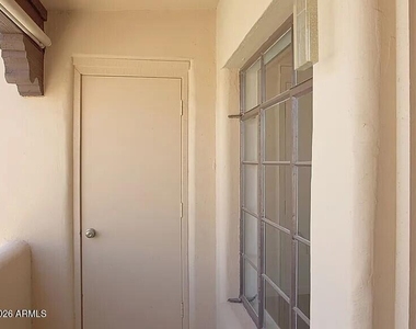 5402 E Windsor Avenue - Photo Thumbnail 14