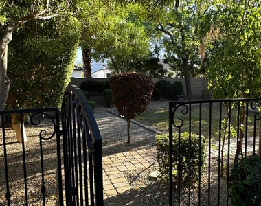 2303 E Dogwood Drive - Photo Thumbnail 48