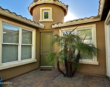 2303 E Dogwood Drive - Photo Thumbnail 6