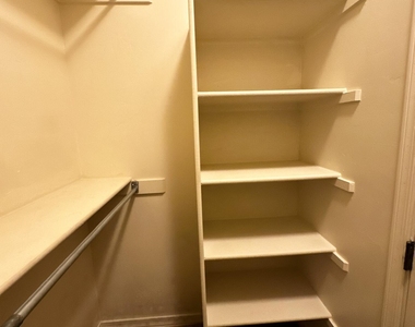 2303 E Dogwood Drive - Photo Thumbnail 40
