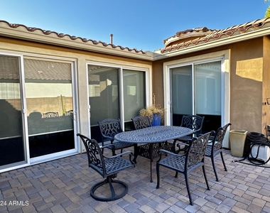 2303 E Dogwood Drive - Photo Thumbnail 8