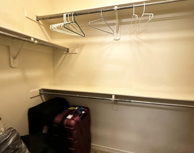 2303 E Dogwood Drive - Photo Thumbnail 41