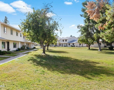 4808 S Stanley Place - Photo Thumbnail 13