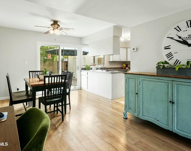 4808 S Stanley Place - Photo Thumbnail 10