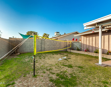 1645 E Manhatton Drive - Photo Thumbnail 18