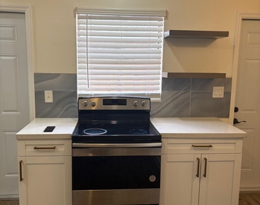 2889 Sw 19th Place - Photo Thumbnail 1