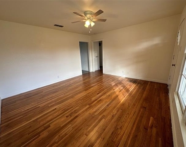 315 W Main Street - Photo Thumbnail 4