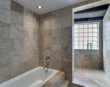 3110 Thomas Avenue - Photo Thumbnail 9
