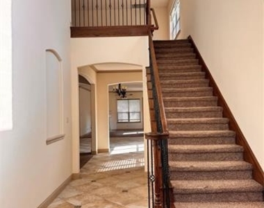 9001 Blue Water Drive - Photo Thumbnail 2