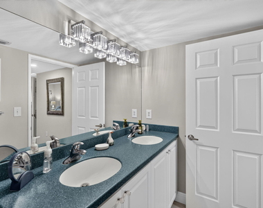 275 Palm Avenue - Photo Thumbnail 27