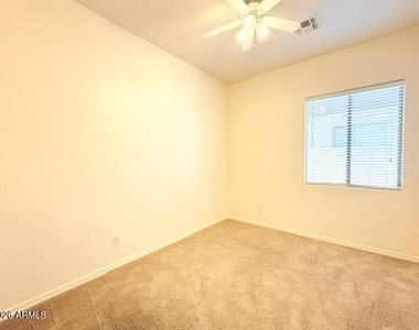 43514 N 44th Avenue - Photo Thumbnail 14
