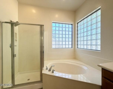 43514 N 44th Avenue - Photo Thumbnail 12