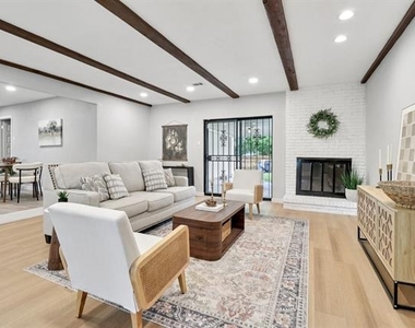 3818 Wenatche Drive - Photo Thumbnail 2