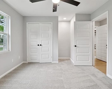 3818 Wenatche Drive - Photo Thumbnail 10