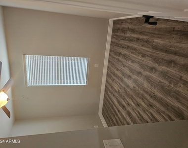 27284 N Skipping Rock Road - Photo Thumbnail 19