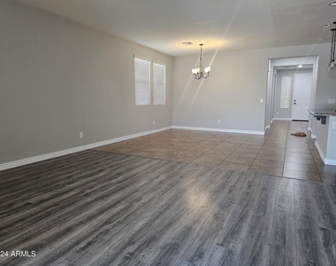 27284 N Skipping Rock Road - Photo Thumbnail 6