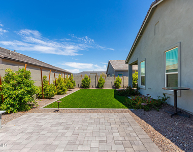 10472 W Adam Avenue - Photo Thumbnail 27
