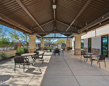 4650 W Gilbert Lane - Photo Thumbnail 27