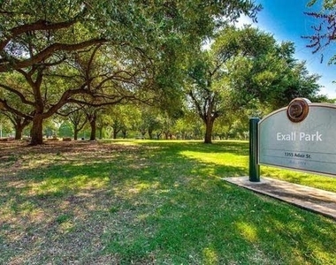 3105 San Jacinto Street - Photo Thumbnail 20
