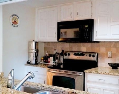3105 San Jacinto Street - Photo Thumbnail 15
