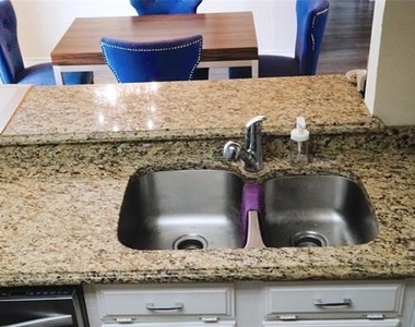 3105 San Jacinto Street - Photo Thumbnail 16