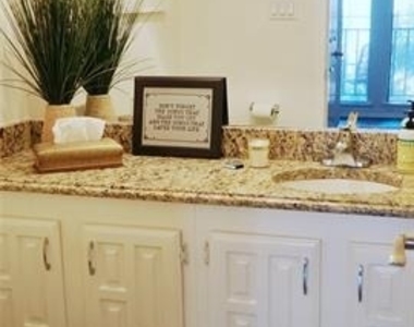 3105 San Jacinto Street - Photo Thumbnail 18