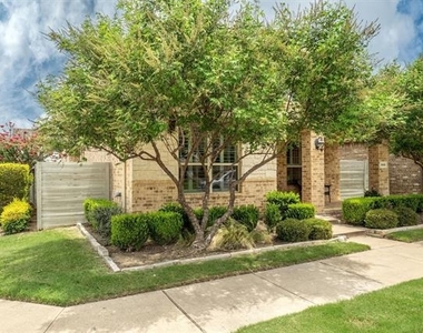 840 Parkside Drive - Photo Thumbnail 1
