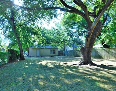 1014 Peak Street - Photo Thumbnail 23