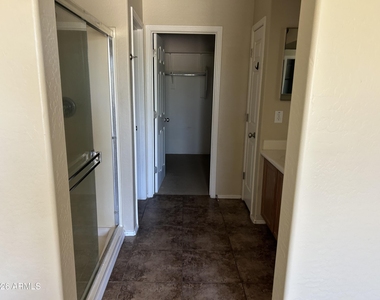 3878 W Ashton Drive - Photo Thumbnail 9