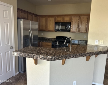 3878 W Ashton Drive - Photo Thumbnail 8
