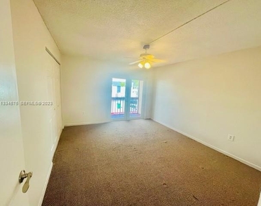3672 Sw 59th Avenue - Photo Thumbnail 17