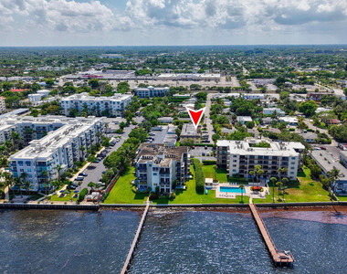 1204 S Lake Drive E - Photo Thumbnail 17