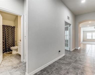 3508 Westerly Lane - Photo Thumbnail 3