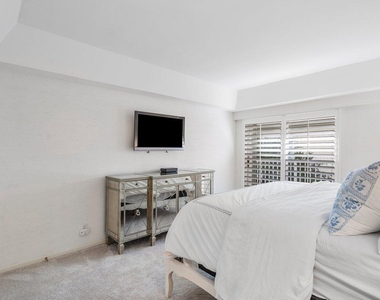 350 S Ocean Boulevard - Photo Thumbnail 21