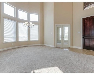 829 Mist Flower Drive - Photo Thumbnail 6