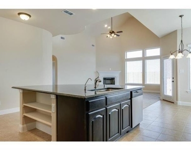 829 Mist Flower Drive - Photo Thumbnail 14
