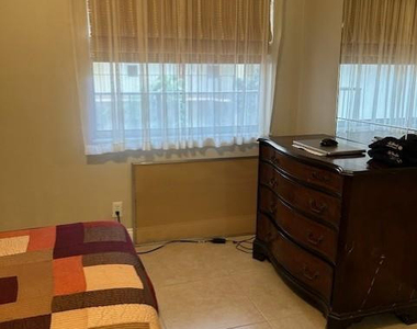 2801 Somerset Dr Drive - Photo Thumbnail 12