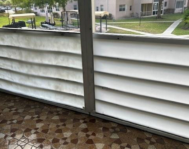 2801 Somerset Dr Drive - Photo Thumbnail 5