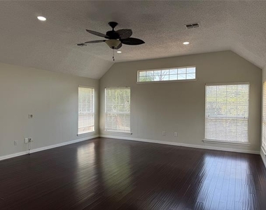 10700 Jackson - Photo Thumbnail 21