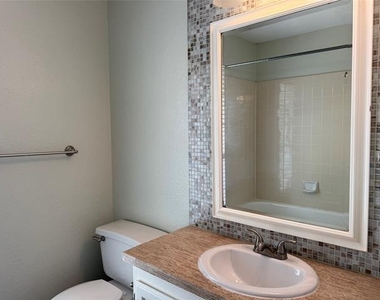 10700 Jackson - Photo Thumbnail 25